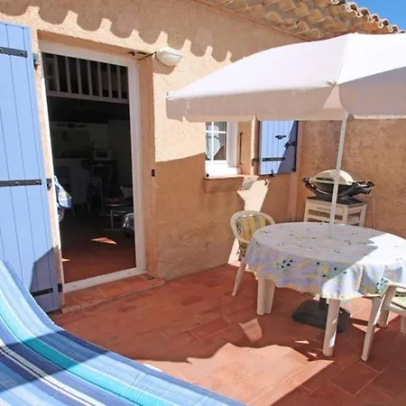 Nice With Terrace By The Sea * Sainte-Maxime
